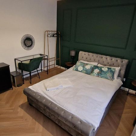 Brama Lwowska Apartamenty - Wiecej Na Www,Bramalwowska,Pl Zamosc  Luaran gambar